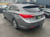 Hyundai i40 1.7 CRDI Fifa World Edition XENON NAVI - Hyundai i40 Gebrauchtwagen
