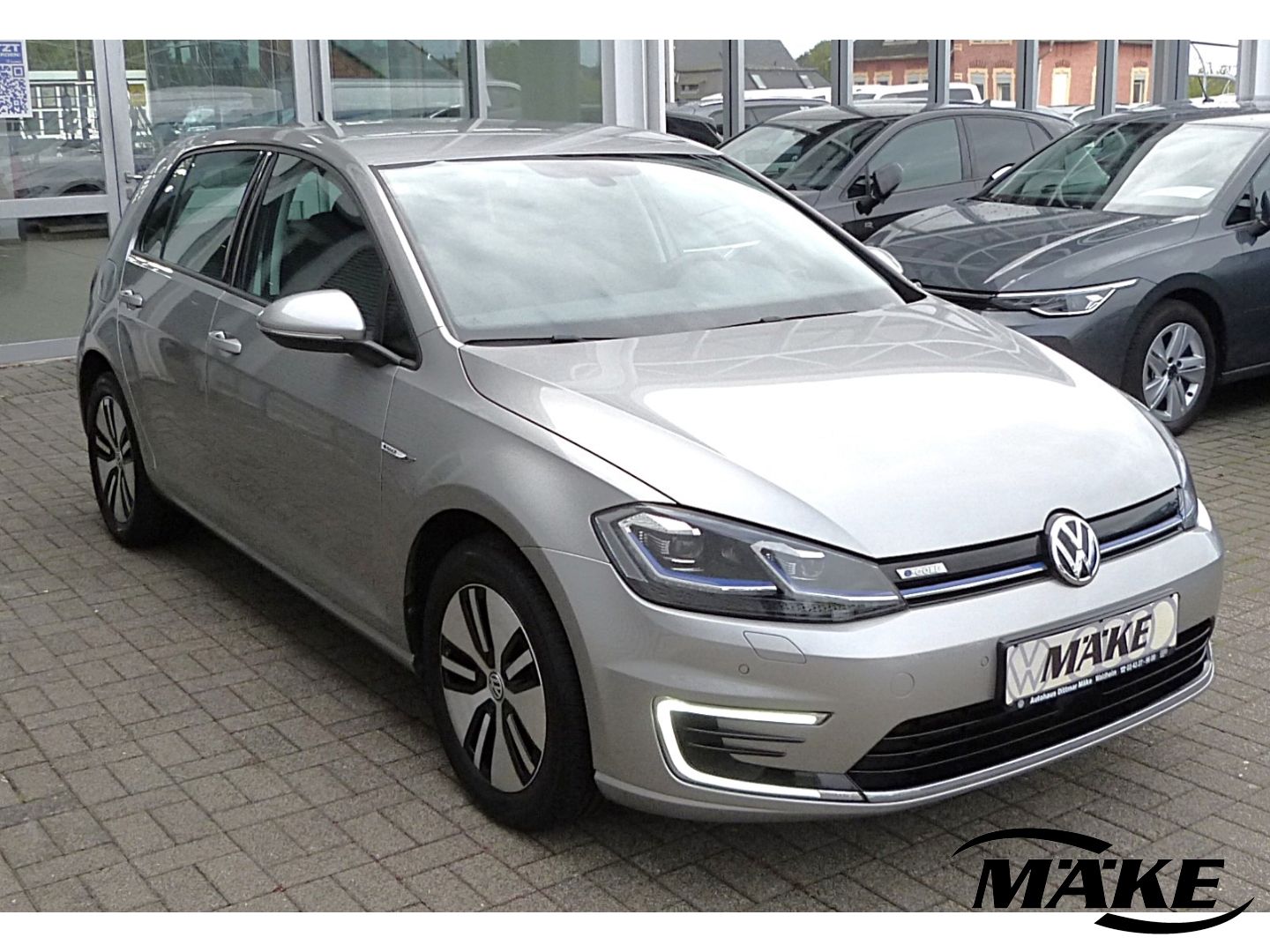 Golf e-Golf, CCS-Ladedose, Wärmepumpe, Navigatio