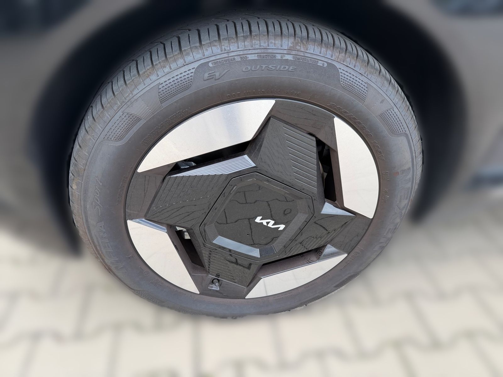 Fahrzeugabbildung Kia EV5 2WD EARTH DRIVE LED