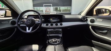 Mercedes E 200 - 10