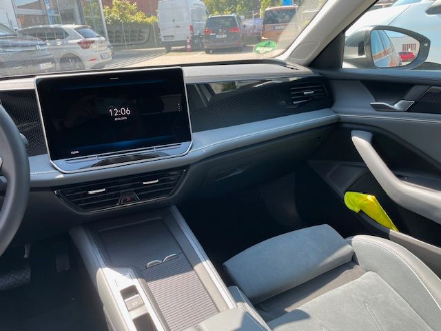 Volkswagen Passat Variant - Bild 13