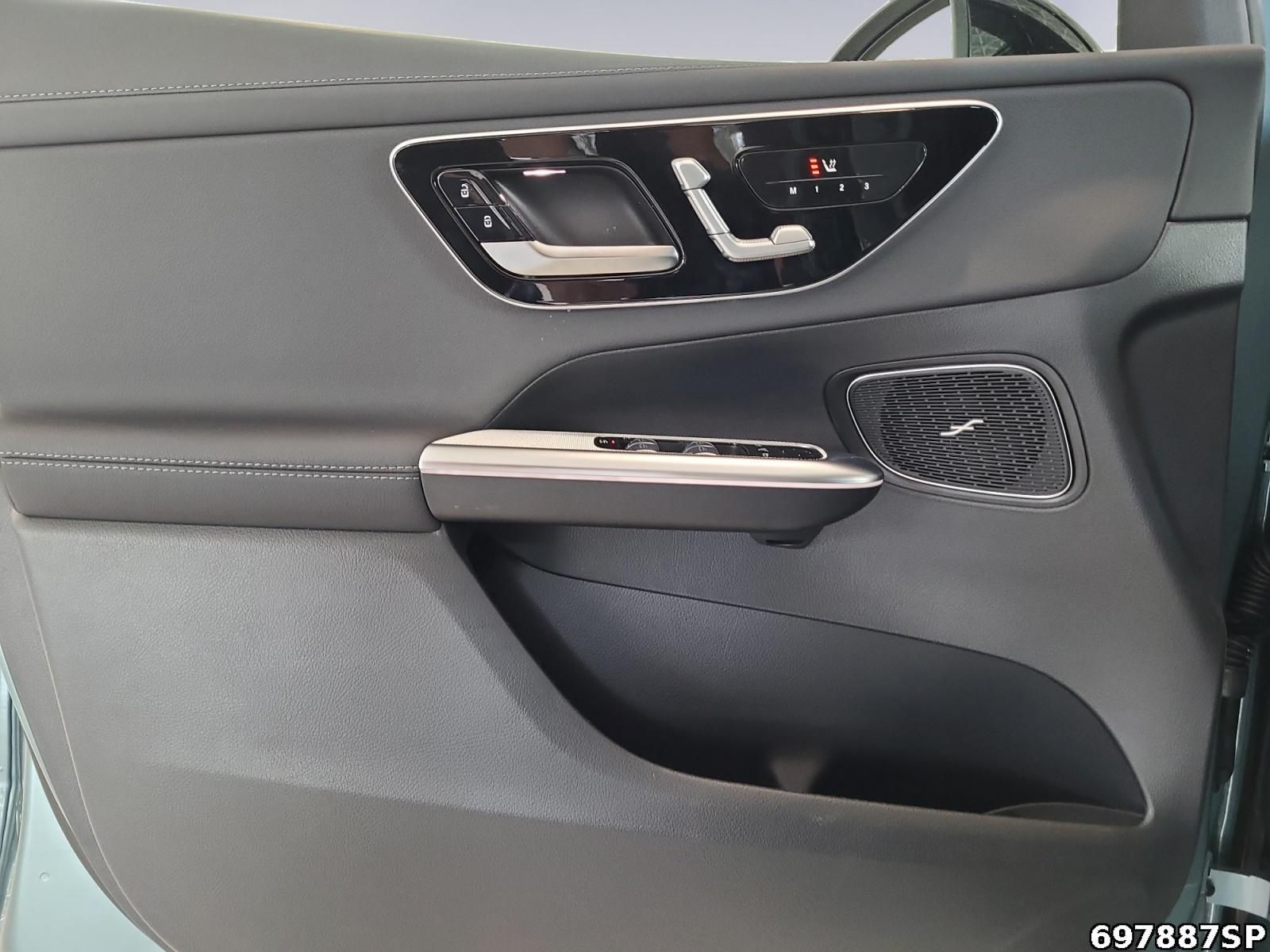Mercedes-Benz GLC 300 de 4M AMG  Pano Digital-Light AHK Memory foto 14