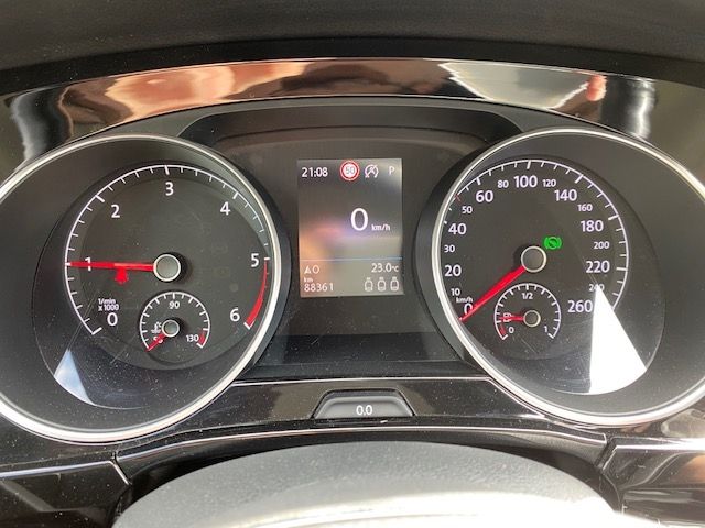 Touran 2.0 TDI DSG Highline AHK/STAND-HZ/17-ZOLL