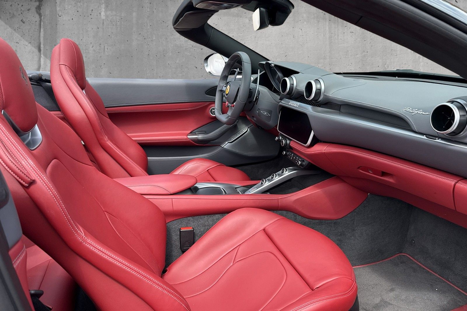 Fahrzeugabbildung Ferrari Portofino*Surroundview*Magneride*Top Zustand