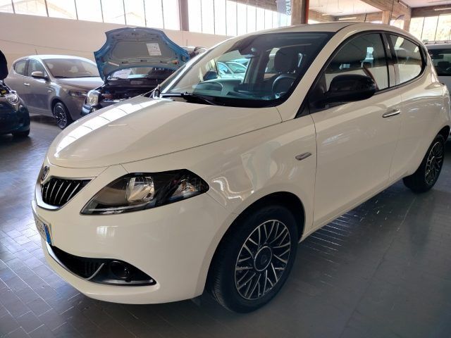 Otros LANCIA Ypsilon 1.0 FireFly Hybrid Platino MY24 P