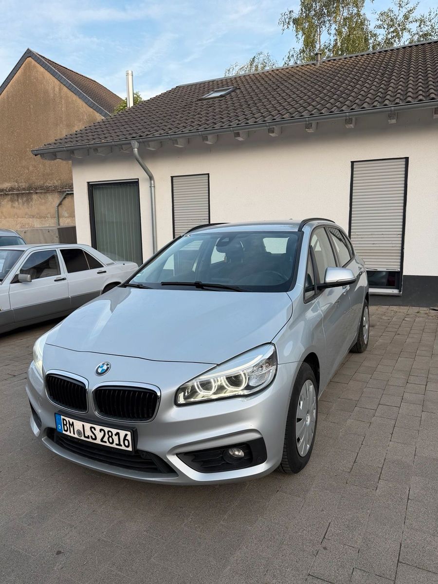 BMW BMW 218d Active Tourer Automatik | Top Aus...
