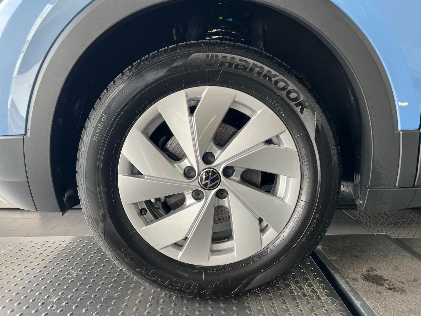 Fahrzeugabbildung Volkswagen T-Cross Life 1.0 l TSI *LED,ACC,Navi,Kamera,16''