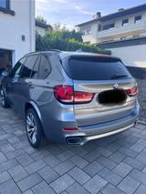 BMW X5 xDrive40d - M Individual Vollleder - BMW X5 mit Diesel-Antrieb: Grau, Luftfederung