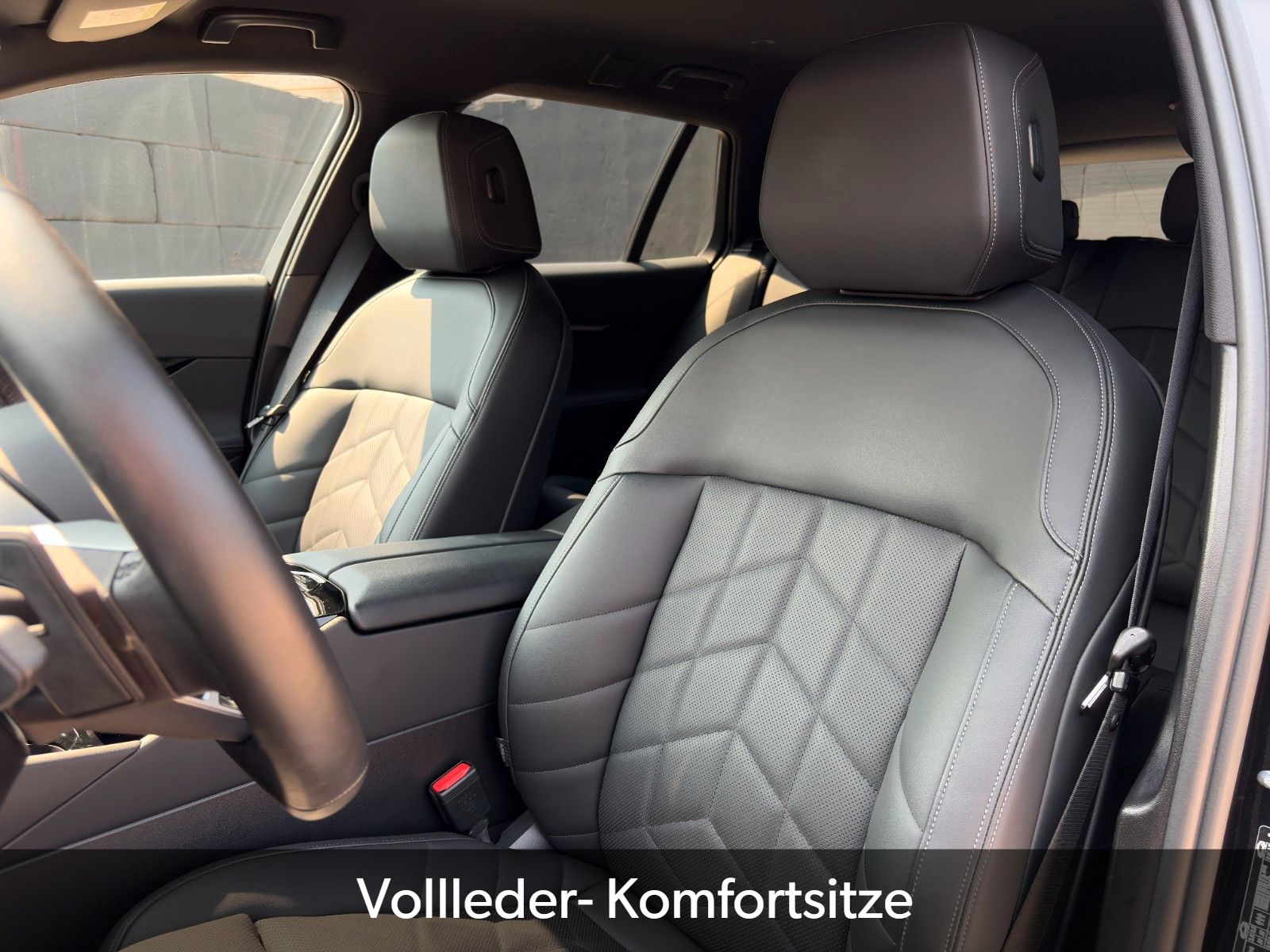 Fahrzeugabbildung BMW i5 eDrive40 Touring M Sport Shadow 360° B&W HuD