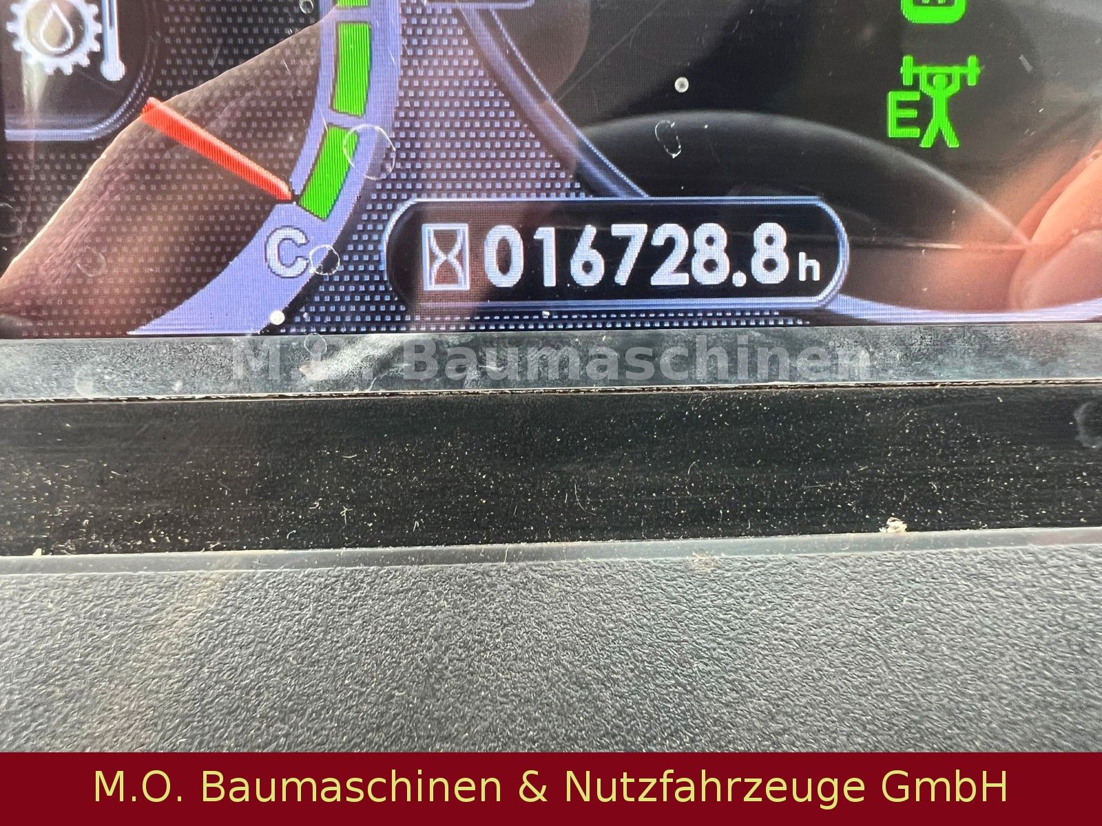 Fahrzeugabbildung Komatsu WA 470-8 / ZSA / Waage / AC/