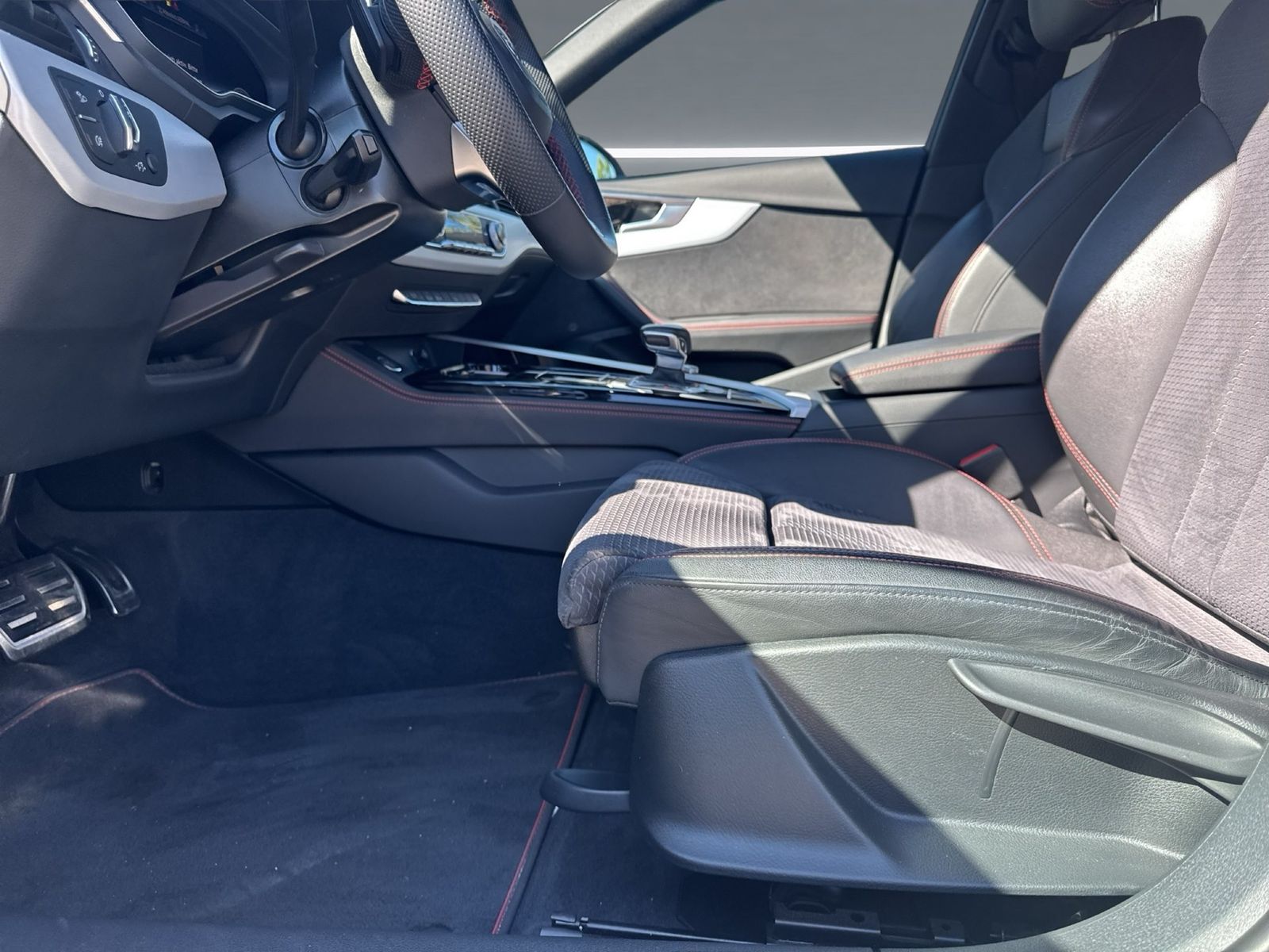 Audi A4 - Bild 13
