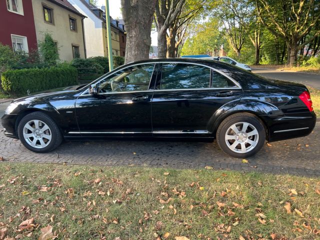 Mercedes-Benz S 350 S -Klasse Lim. S 350 BlueTec 4Matic L mit