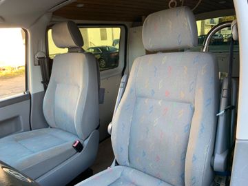 Volkswagen T5 Transporter - 11