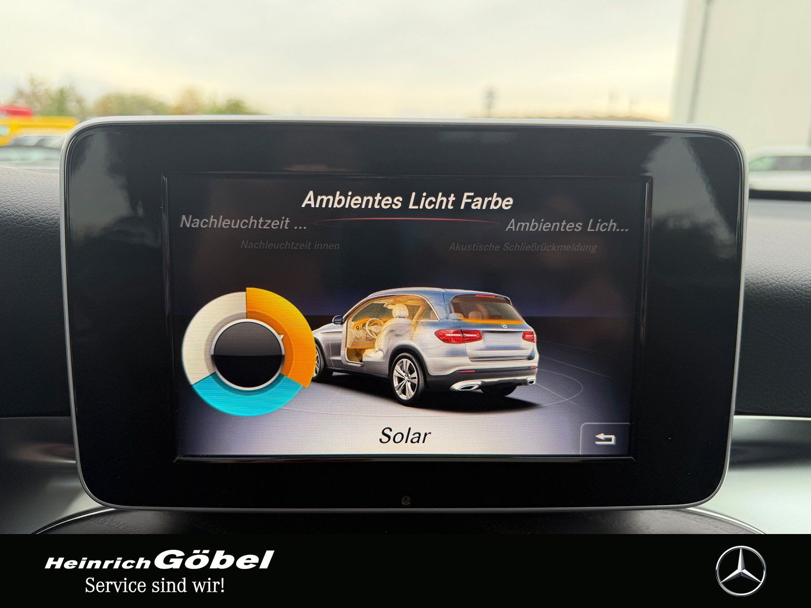 Fahrzeugabbildung Mercedes-Benz GLC 220 d 4M AMG+PANORAMA+ILS+20ZOLL+NIGHTP.+AHK