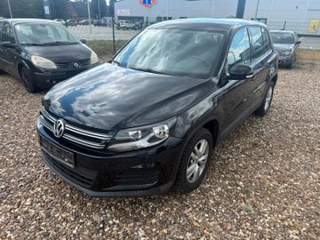 Volkswagen Tiguan - 2