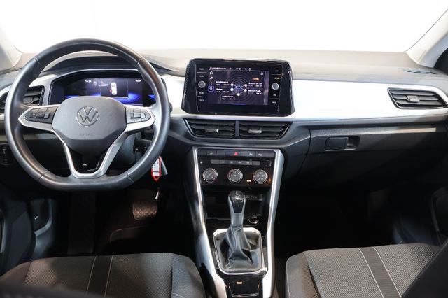 Volkswagen T-Roc 1.5 TSI DSG Life AID+NAVI+LANE+LED+17"