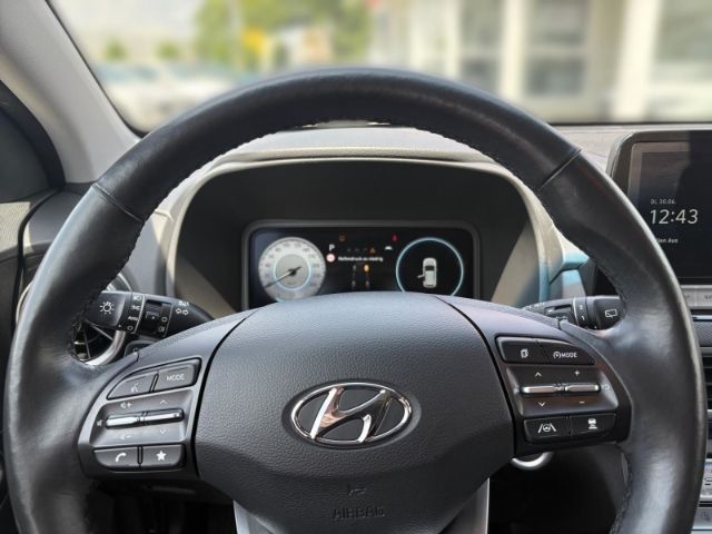 Fahrzeugabbildung Hyundai KONA Trend Elektro 2WD +KLIMA+NAVI+PDC+ACC+UVM+