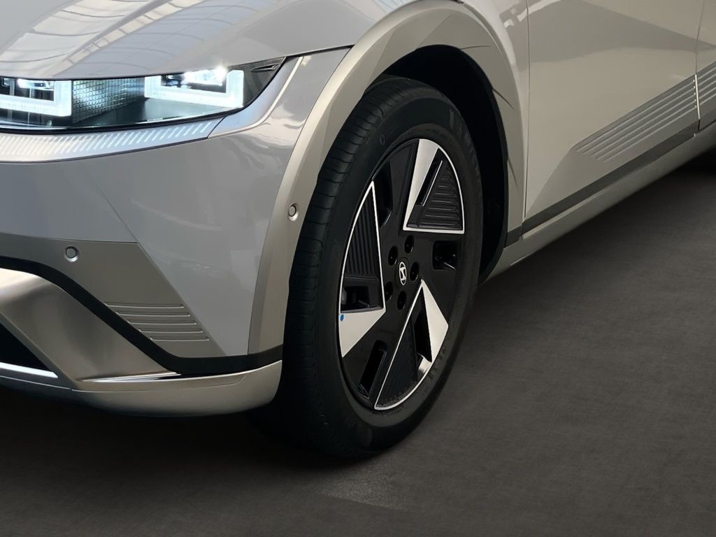 Fahrzeugabbildung Hyundai IONIQ 5 2WD 84kWh Uniq 2xKlima 360 4xSHZ AUT HUD