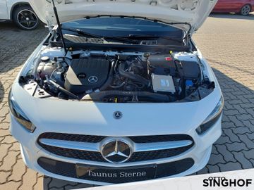 Fahrzeugabbildung Mercedes-Benz A 200 Progressive Standhzg+LED dynam+Rü Kam+Navi
