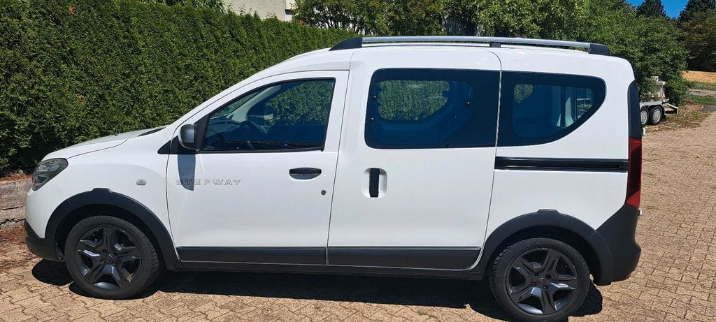 Image of Dacia Dokker