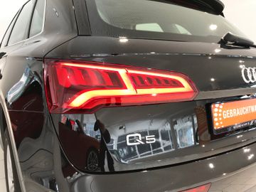 Audi Q5 40 TDI quattro 1. HAND XEN AHK KAM MMI NAV