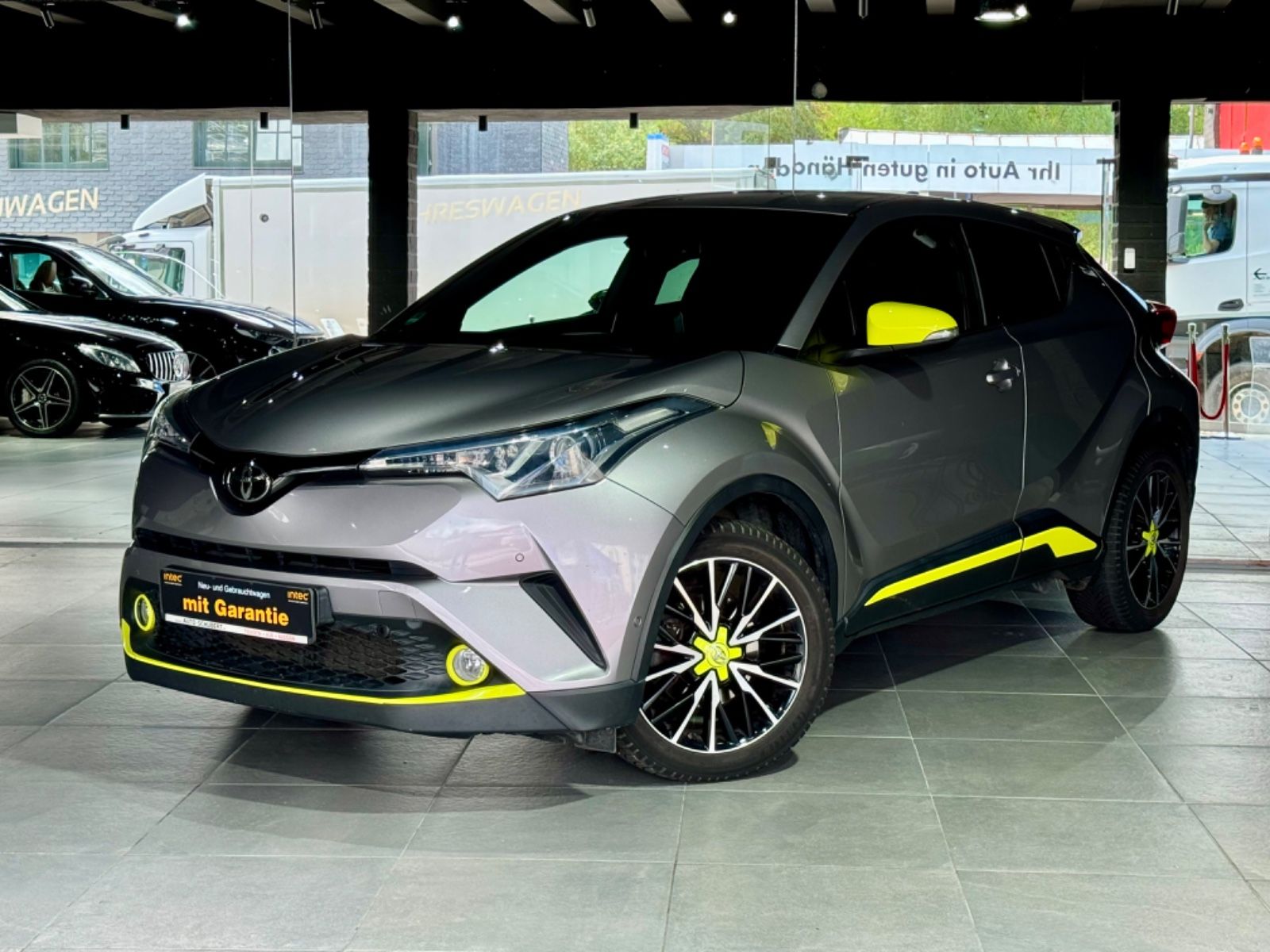 Fahrzeugabbildung Toyota C-HR Lounge 1.2 Turbo/KAMERA/NAVI/KLIMA/