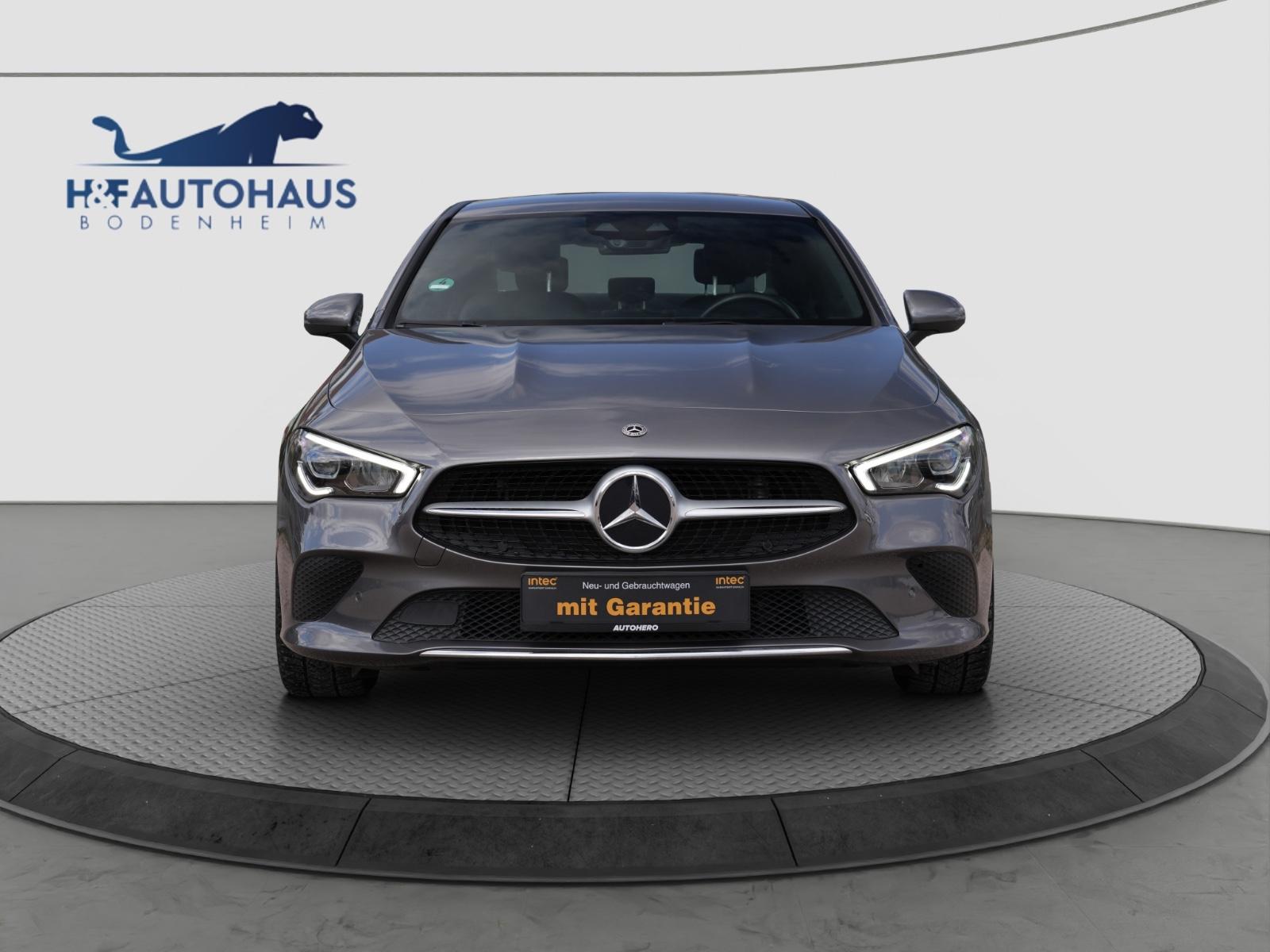 Mercedes-Benz CLA 180/NAVIGATION/SZH/TÜV NEU