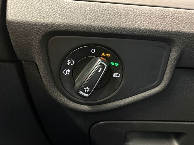 Touran Comfortline 1.6 TDI DSG NAVI ACC
