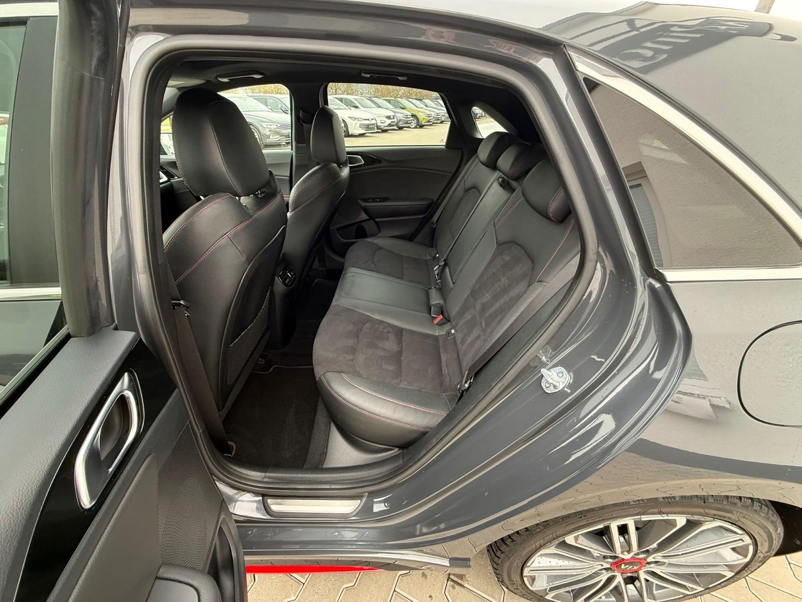Kia Ceed GT Leder/JBL