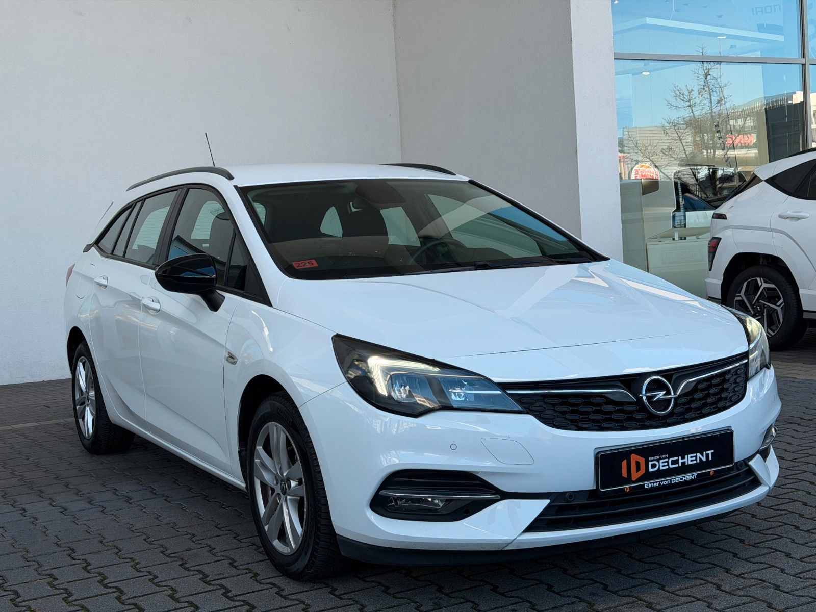 Fahrzeugabbildung Opel Astra K ST Business Edition 110PS Navi/Kamera!