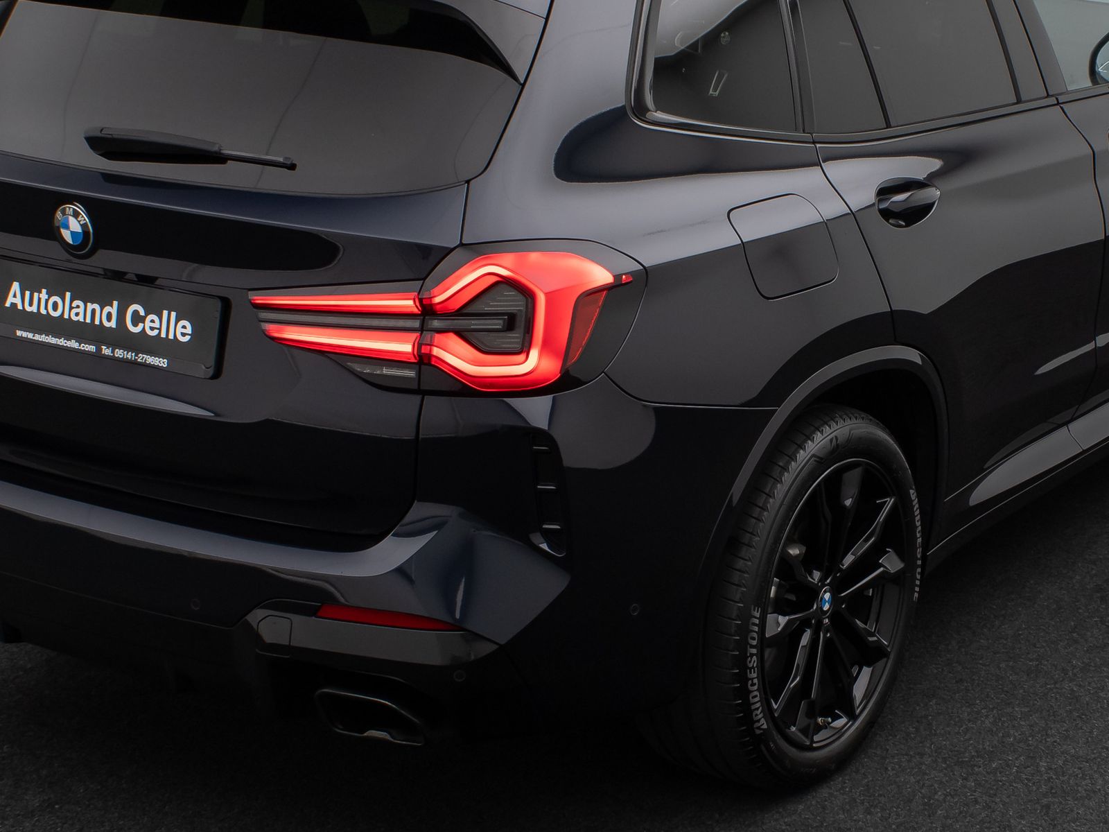 Fahrzeugabbildung BMW X3 M40i  Kamera Laser HUD DAB H/K ACC Komfort