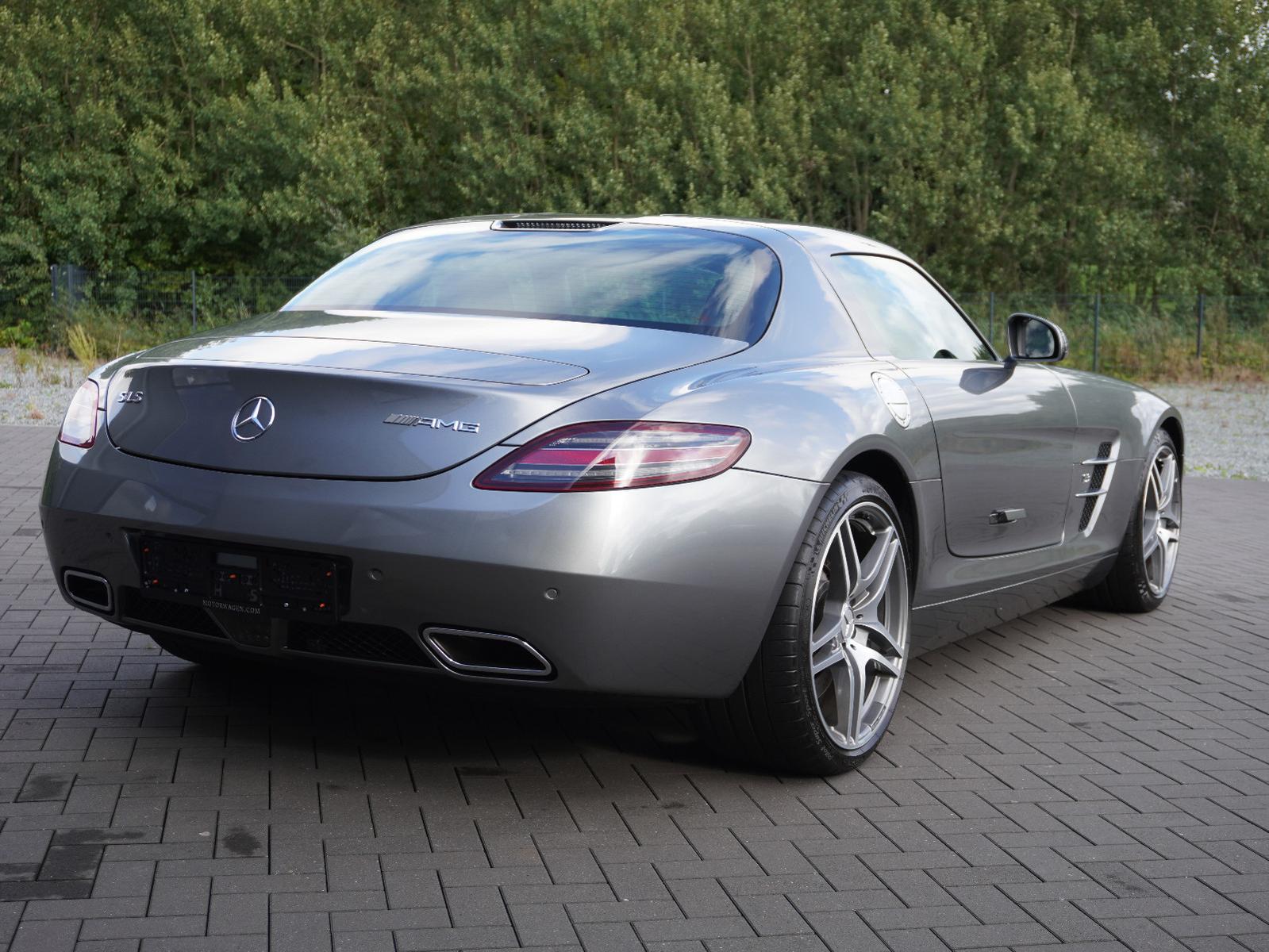 MERCEDES-BENZ SLS AMG 6.3 V8 IMOLA GRAU