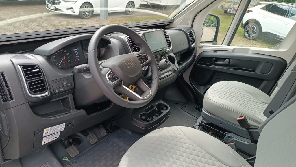 Autohaus Zimpel & Franke -  Challenger Challenger V217 Sport +Markise+Solar+Connect - Bild 9