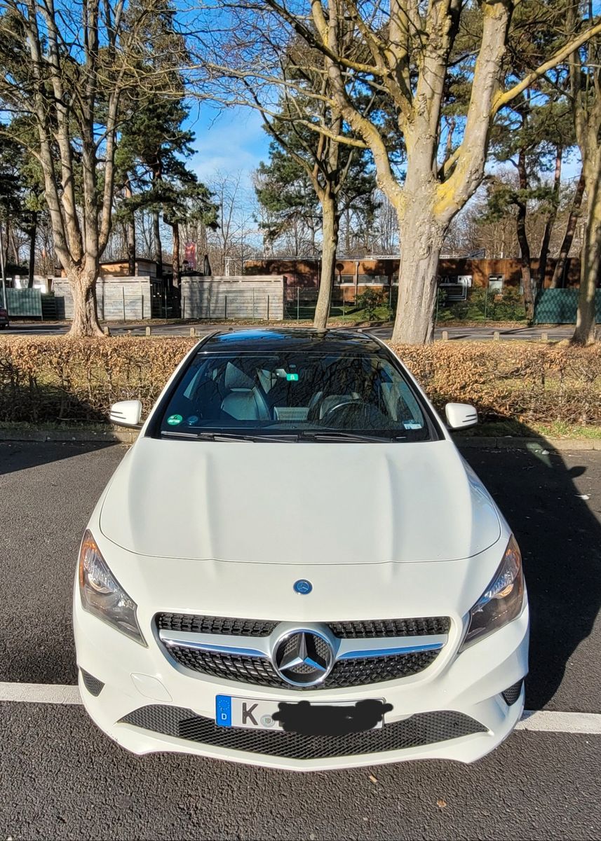 MERCEDES-BENZ CLA 250 4MATIC DCT -