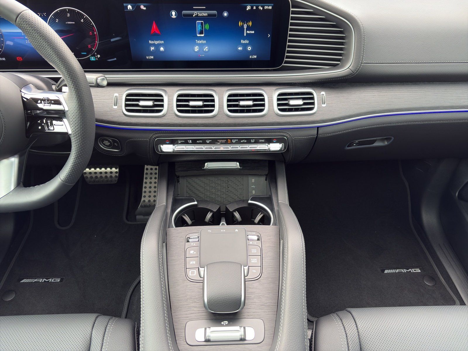 Fahrzeugabbildung Mercedes-Benz GLE 450 d 4M AMG Distro Burm AHK KeyGo PANO 360°