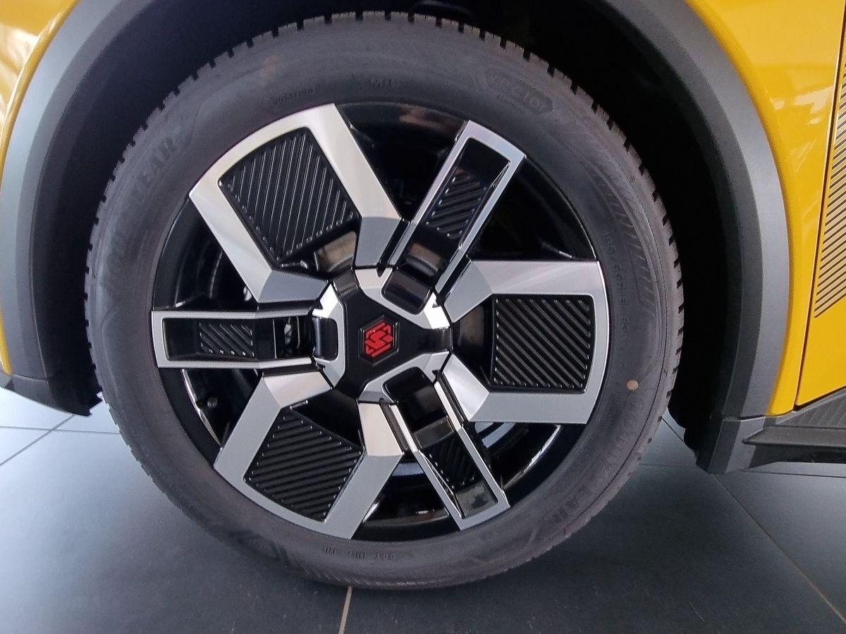 Fahrzeugabbildung Renault R 5 E-Tech elektrisch Techno 120 Urban Range