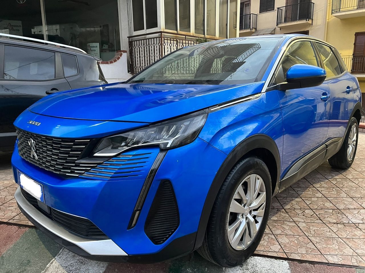 Peugeot 3008 BlueHDi 130 S&S EAT8 Active Pack imagem 2