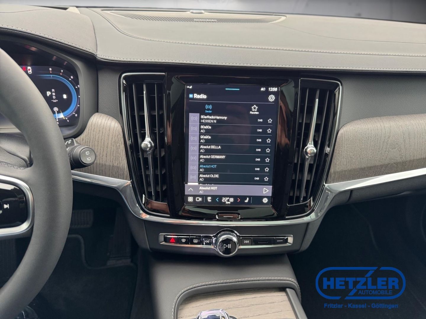 Volvo V90 Kombi Ultimate Bright B4 Benzin EU6d HUD dig foto 9