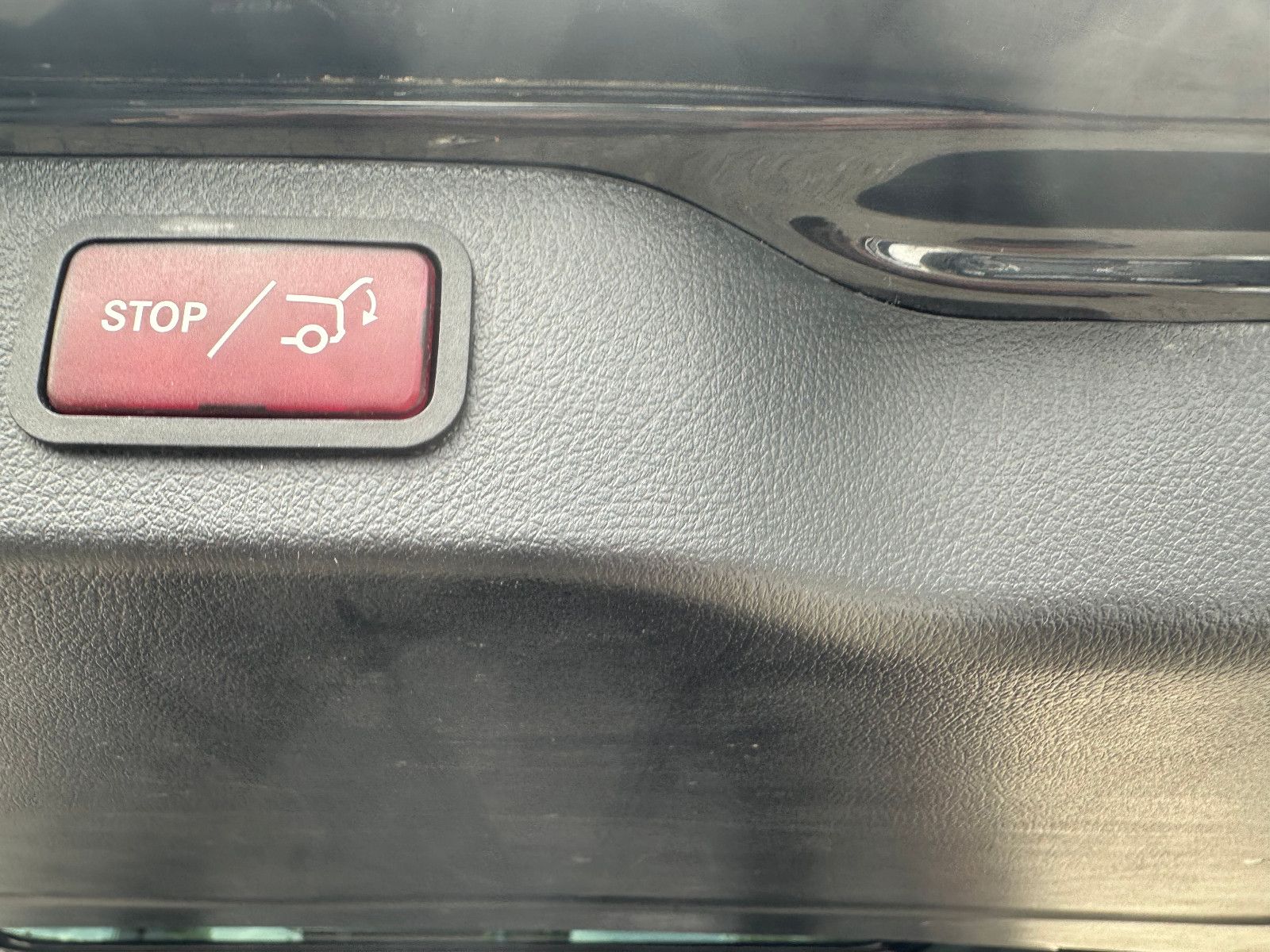 Fahrzeugabbildung Mercedes-Benz V 250d 4MATIC AVANTGARDE*AHK+EXTRA LANG