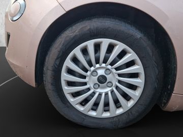 Fiat 500 e KeyLess+Navi+SpurH+AUT+KlimaA