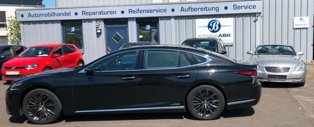Lexus LS 500 h E-Four