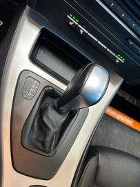 MYAUTOCENTER – Gebraucht- und Jahreswagen mit Werkstattservice in Pfaffenhofen BMW 320d Touring *Xenon*Leder*Automatik*AHK*