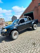Nissan navara d22 pickup - gebrauchte Nissan Navara aus dem Jahr 2002