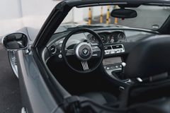 Fahrzeugabbildung BMW Z8 Roadster Alpina/Stratusgrau/Performance Paket