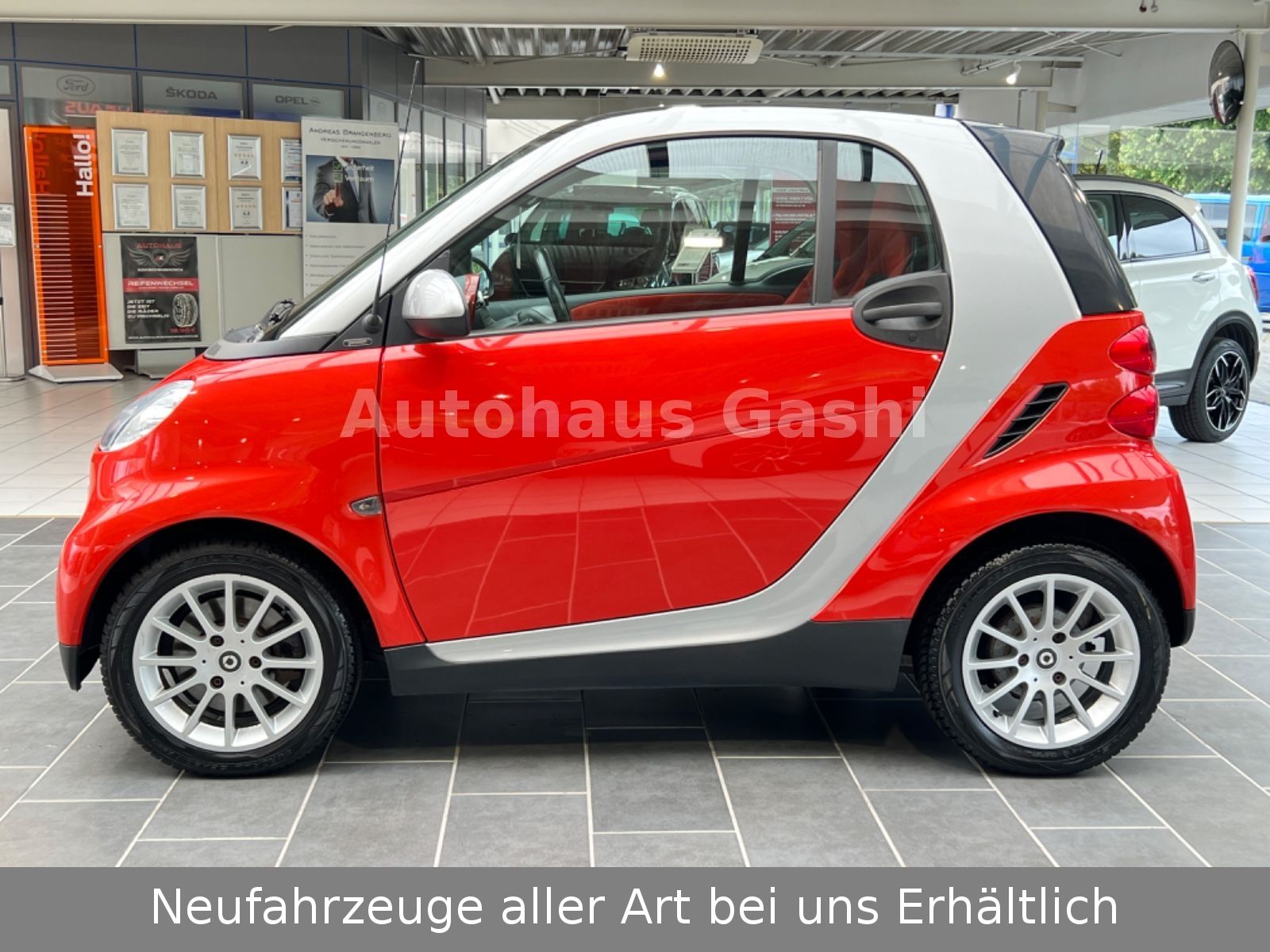 Fahrzeugabbildung Smart ForTwo CDI*1-Hand*Automatik*Panorama*Klima*SHZ