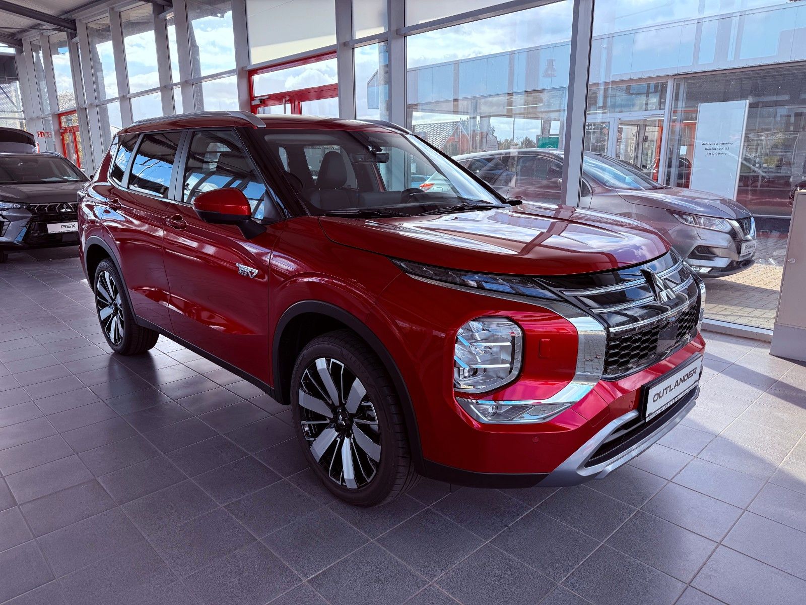 Fahrzeugabbildung Mitsubishi Outlander Intro Edi. PHEV 4WD LED AHK Kam 20"