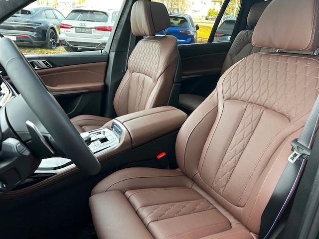 BMW X7 40d / BRITISH RACING GREEN, BROWN, B&W, FULL! – 9