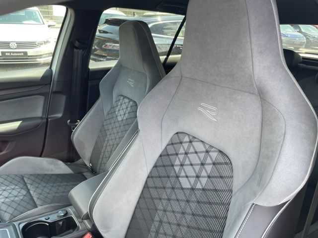 Golf Variant VIII R-Line 2.0 TDI DSG Navi digi C