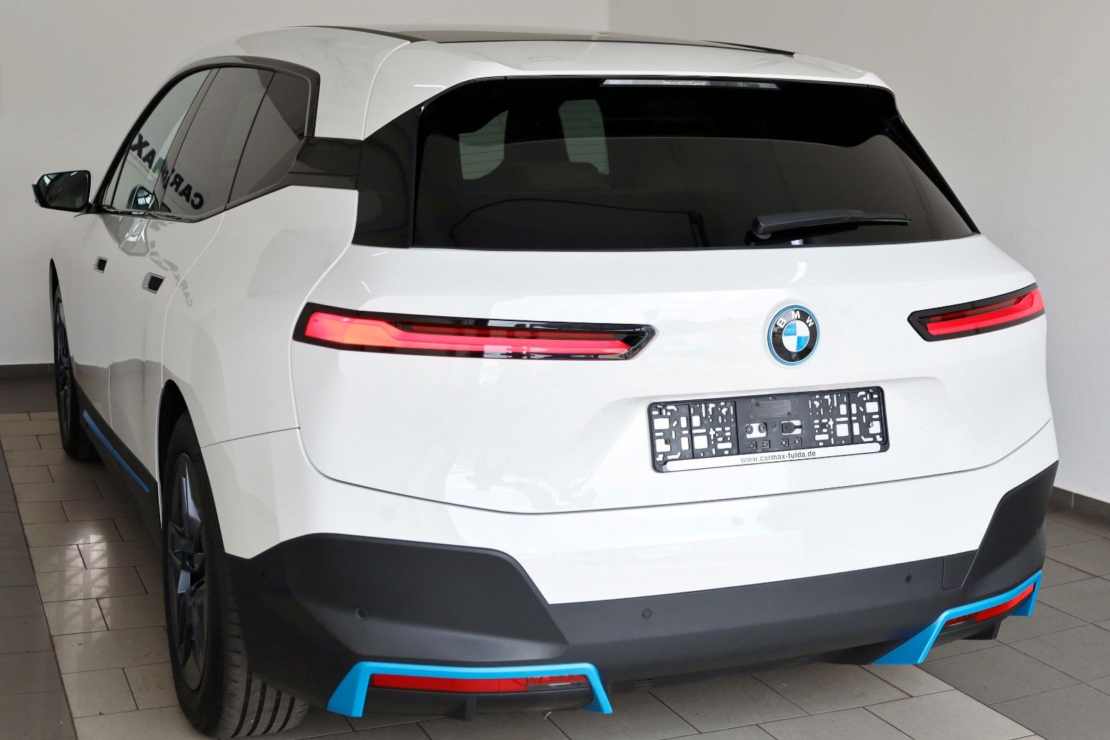 Fahrzeugabbildung BMW iX 50, Wärmekomfort,HUD,Laser,360K.,Pano,AHK,+WR