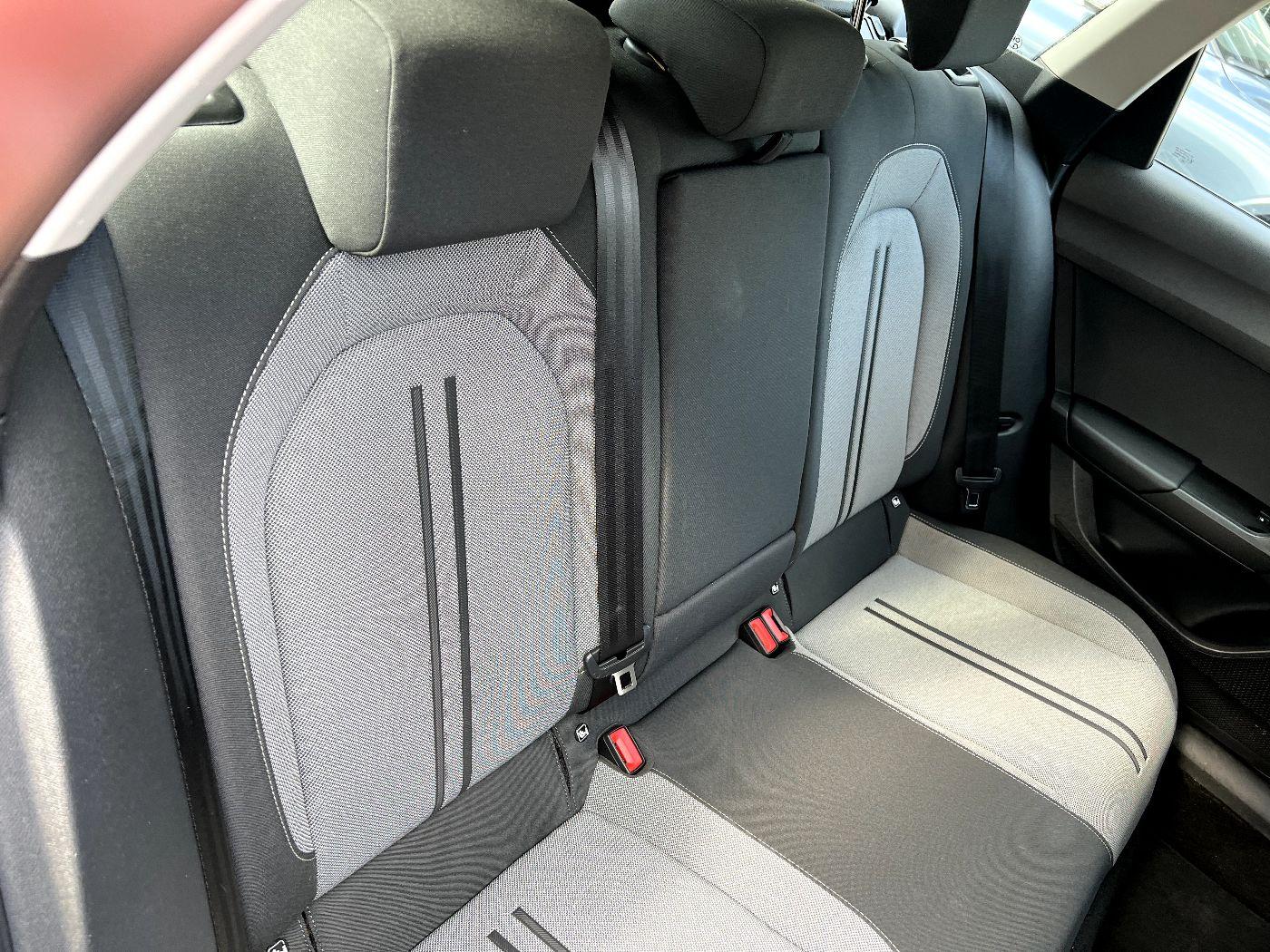 SEAT Leon Sportstourer 2.0 TDI Style *LED Navi Park*, миниатюра 16